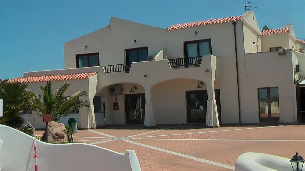 فندق Mclub Del Golfo سورسو